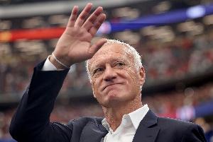 队报谈德尚离任原因：法国队遭受外界批评，他希望平息舆论风波